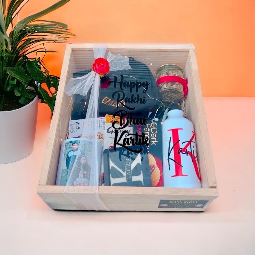 CHIC & COOL RAKHI HAMPER